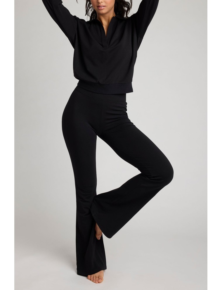 New Design Club Flare Pant in Black New Stock